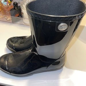 Ugg rain boots